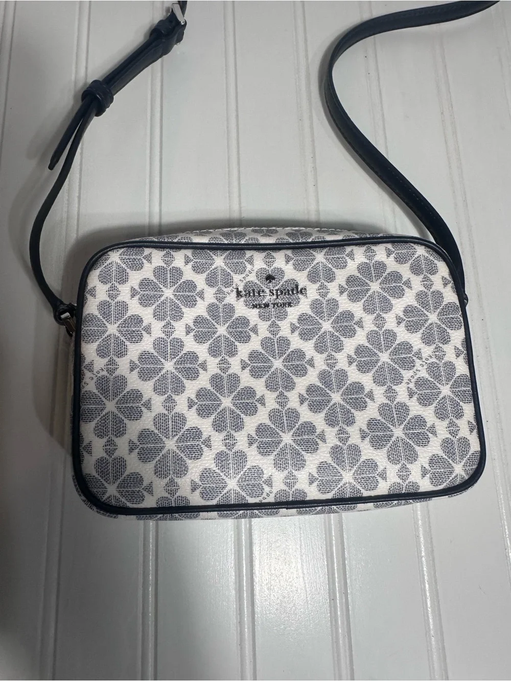 Kate Spade Signature Spade flower mini camera bag crossbody purse bag